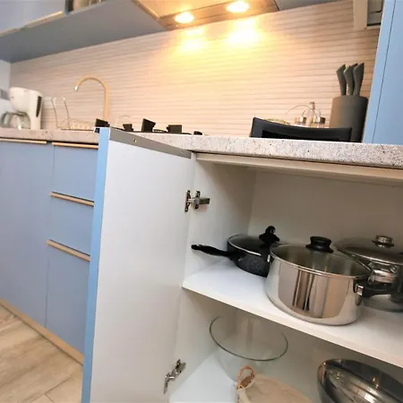 Crazy Summerland Apartment Mamaia